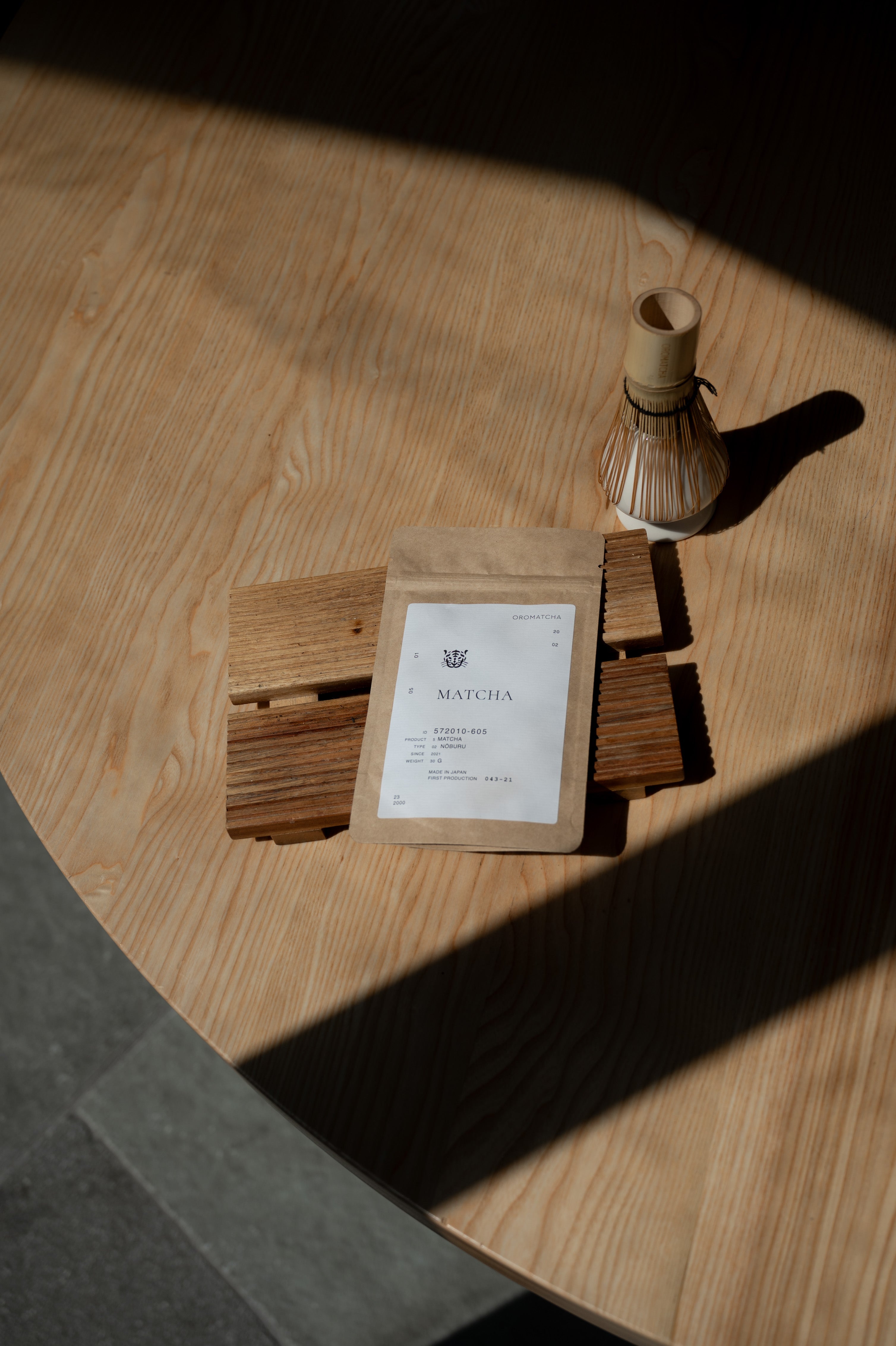 Matcha a kawa - czym się różnią i czy matcha może zastąpić kawę?